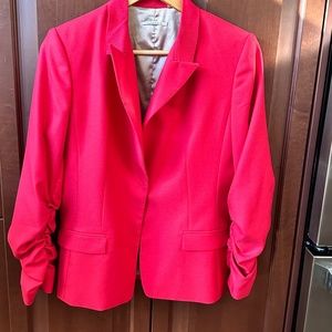 Beautiful TAHARI jacket with unique sleeves and light lining.$47 size Medium